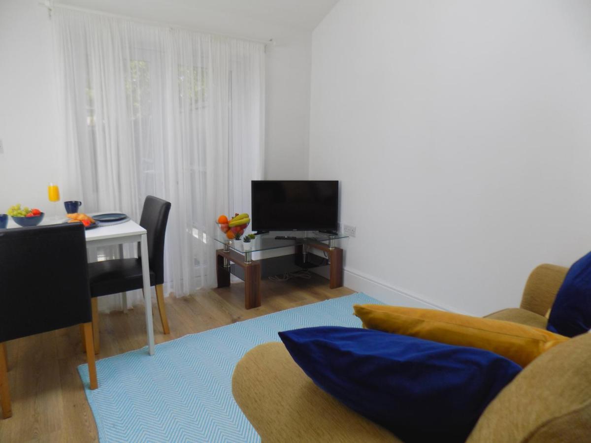 Villa Mimosa 2 Cardiff Extérieur photo